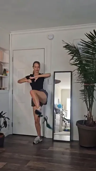 Kick Outfit Swap AI video template