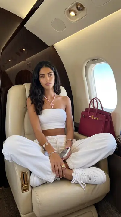 Jet Set White