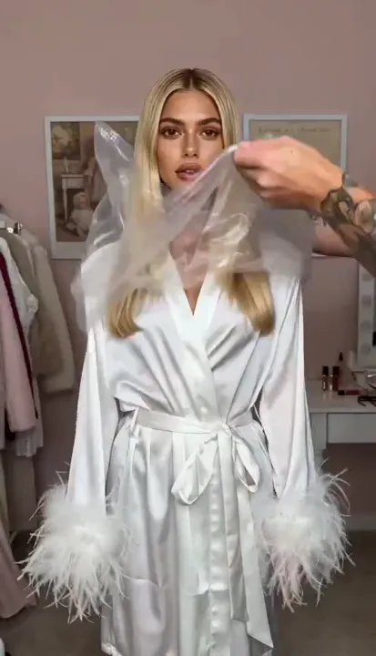 Living Doll Styling AI video template